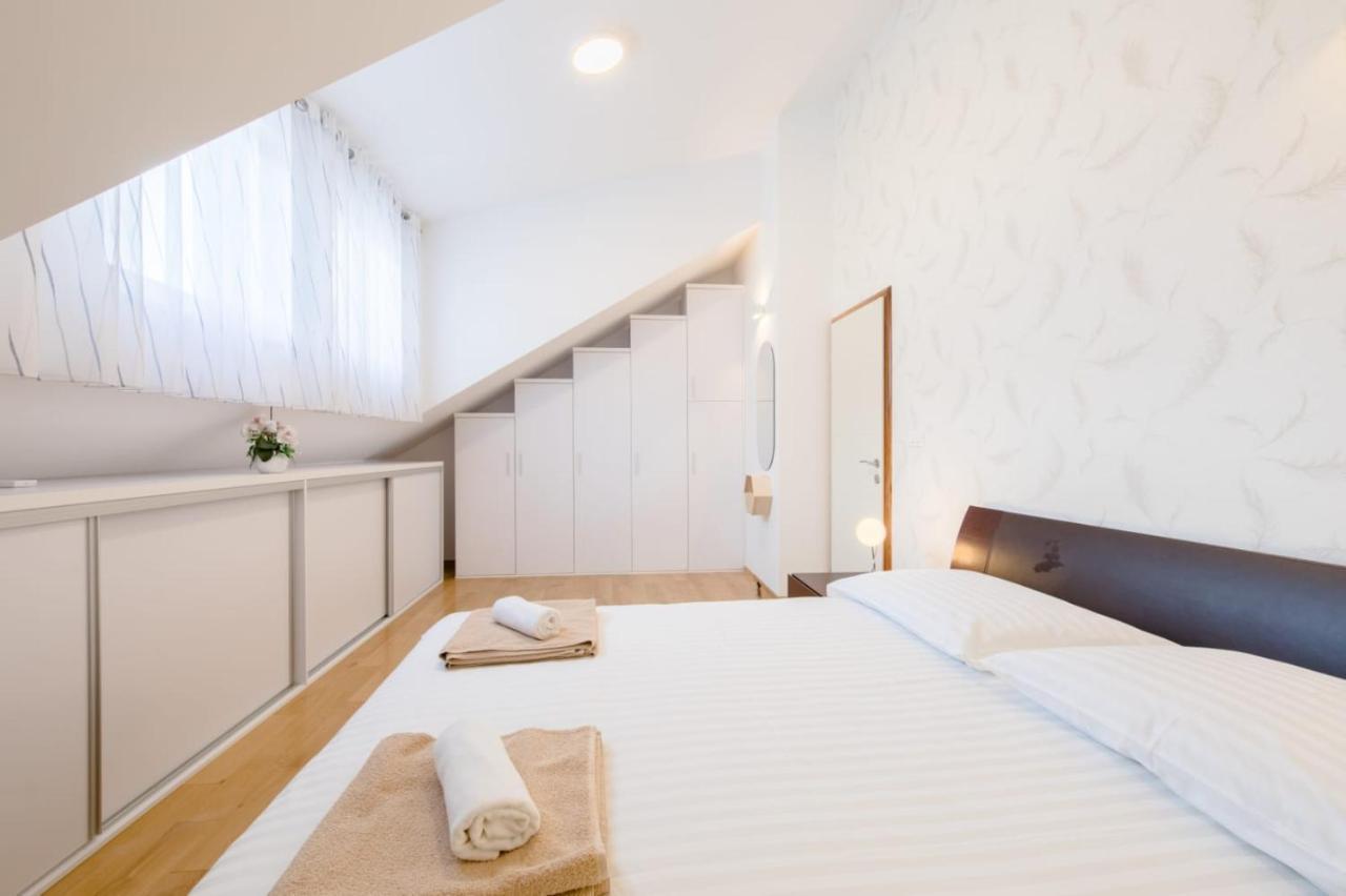 Apartmani Krilo ポドストラナ エクステリア 写真